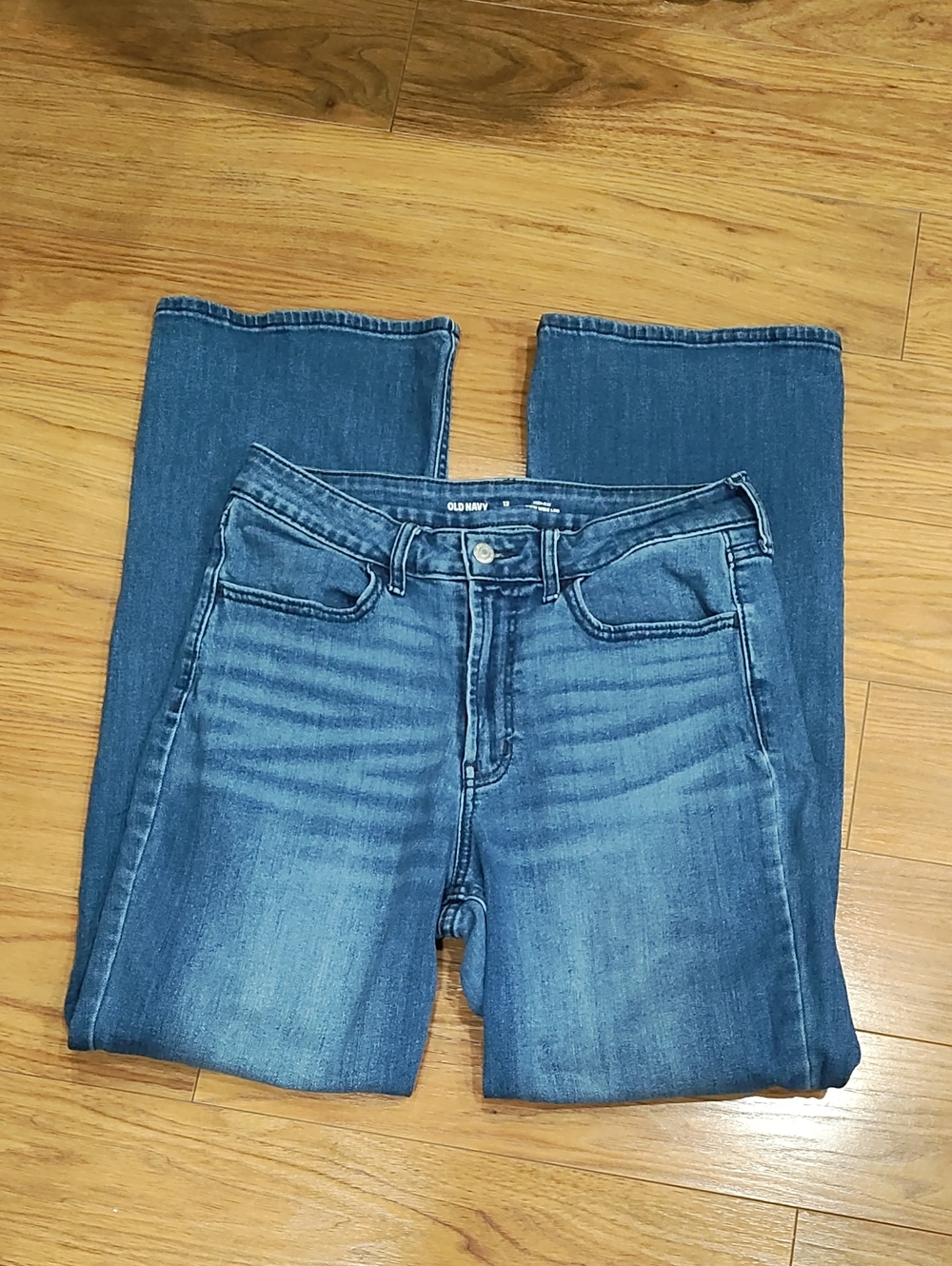 Old Navy Women's Medium Blue Straight Leg Jeans